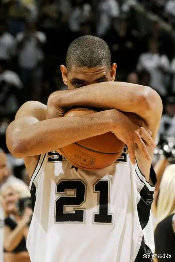 快船vs老鹰前瞻：哈登PK约翰逊，两队皆欲取胜终止颓势（快船战老鹰前瞻：哈登对决约翰逊，双方力拼胜利止住颓势）