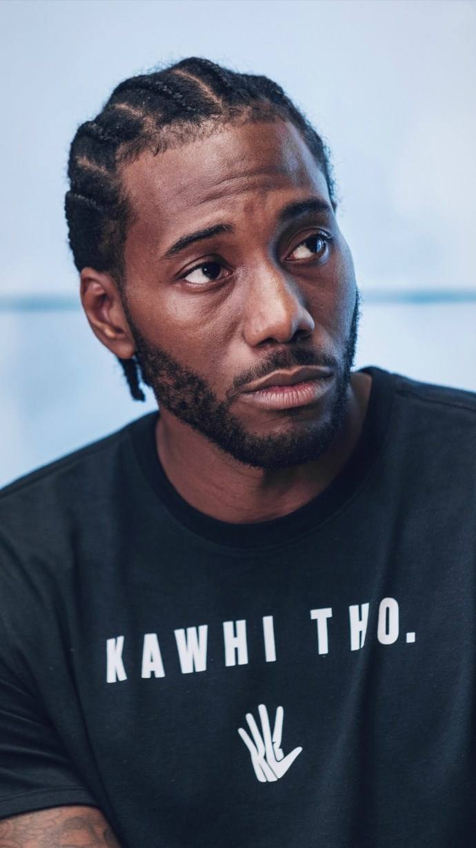 38岁传奇要退役？迈阿密夺冠夜藏悬念！老板亲承苏亚雷斯去留（38岁传奇将挂靴？迈阿密捧杯夜埋伏笔，老板亲口回应苏亚雷斯去留）