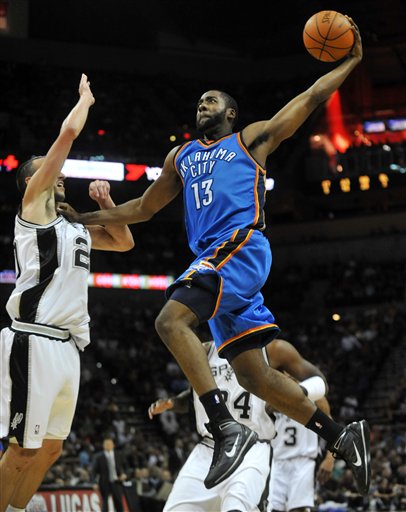 RMC：英超豪门和皇马巴萨都在关注马赛中锋罗比尼奥-瓦斯（RMC：马赛中锋罗比尼奥-瓦斯获英超豪门及皇马、巴萨关注）