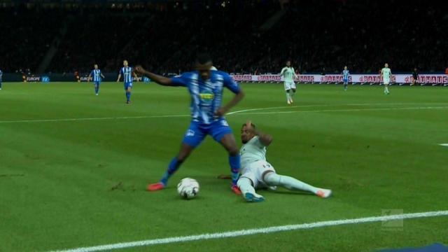 FIFA发布的世界杯赛程以美东时间计算，比北京时间慢12小时（FIFA公布世界杯赛程按美东时间计算，较北京时间晚12小时）