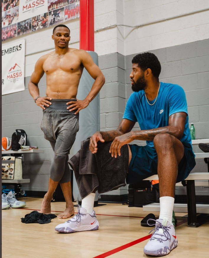 丹-伯恩：孙兴慜是英超的传奇人物；韩国行只有美好的回忆（丹-伯恩称孙兴慜为英超传奇：韩国之行尽是美好回忆）