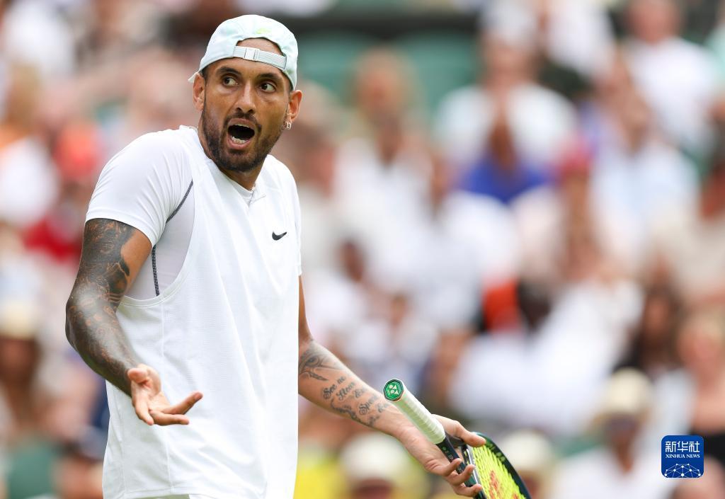 为马刺队添 为马刺队添